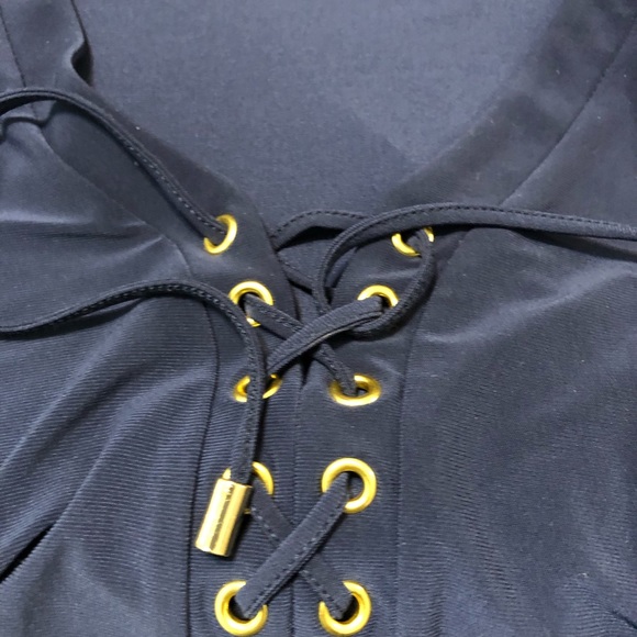 Chaus hi-lo shirt Navy lace up front sz M NWOT - Picture 6 of 8